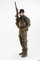  Photos Frankie Perry Army KSK Recon Germany Poses standing whole body 0010.jpg